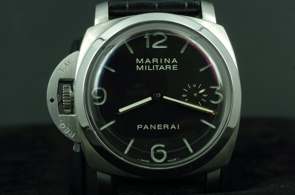 [SOLD] Panerai PAM 217 Luminor Marina Militare Left-Hand Destro