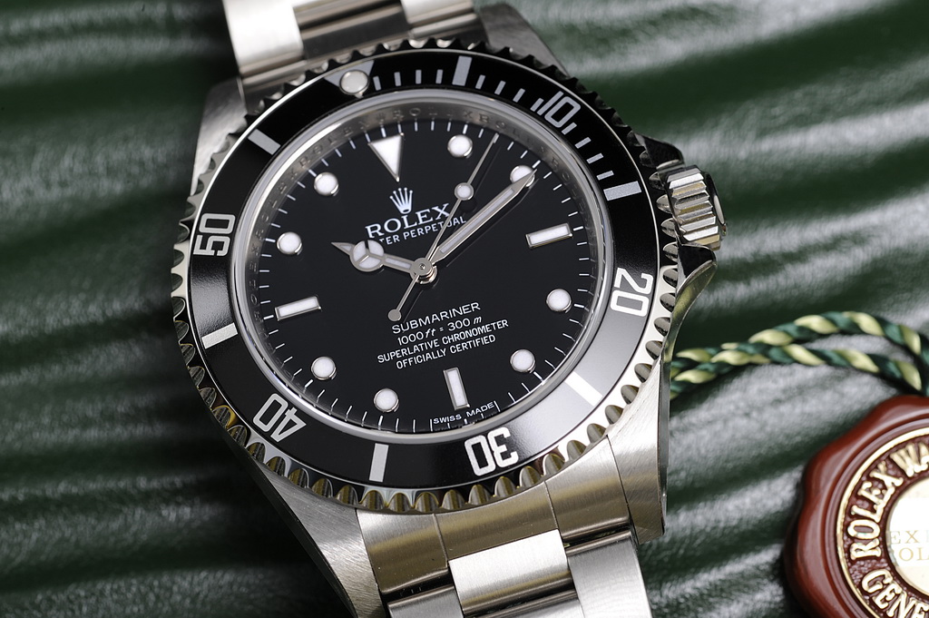 [SOLD] [NEW] Rolex Oyster Perpetual Submariner Ref. 14060M 40mm_