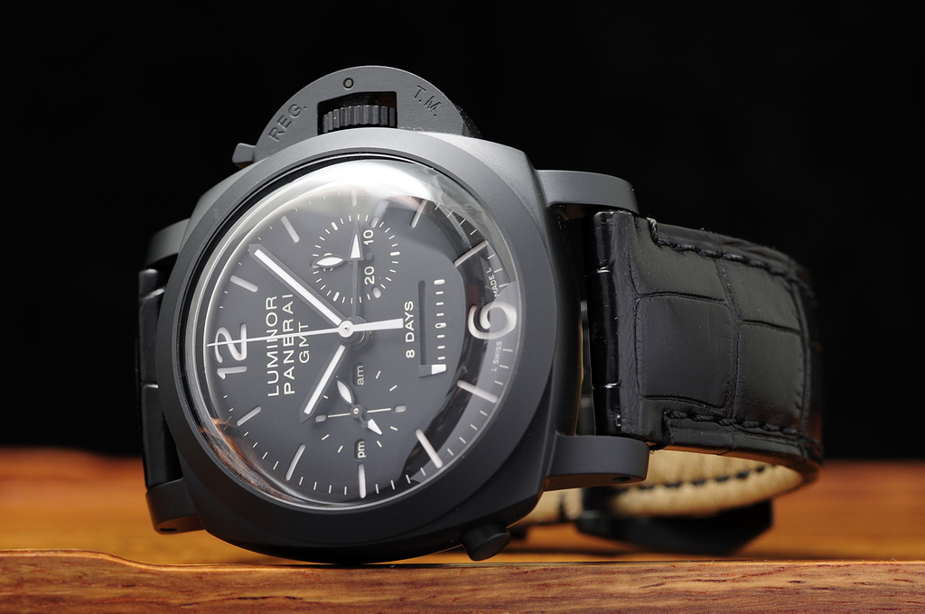 [SOLD] [LNIB] Panerai PAM 317 K Luminor 8-Days Chrono Mono GMT C